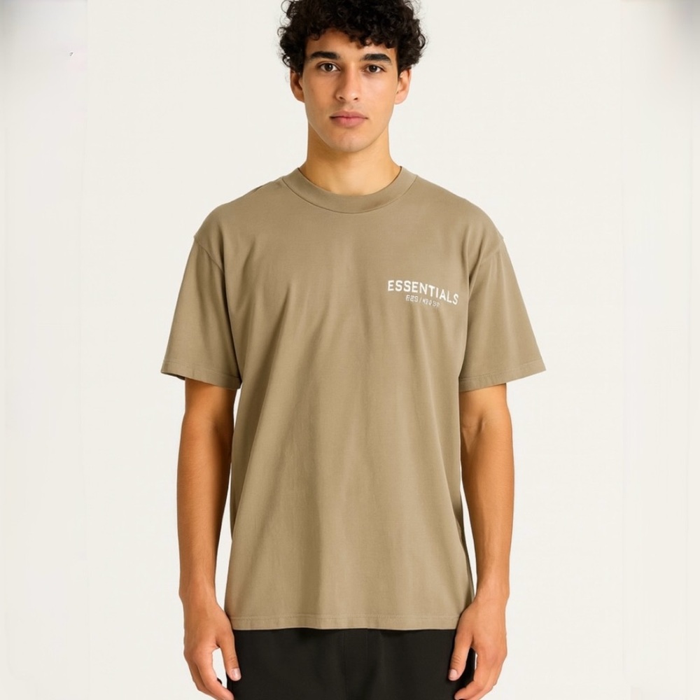 Fear Of God Essentials Crewneck Tee in Desert Tan T-Shirt - Sz XL 💛🎀